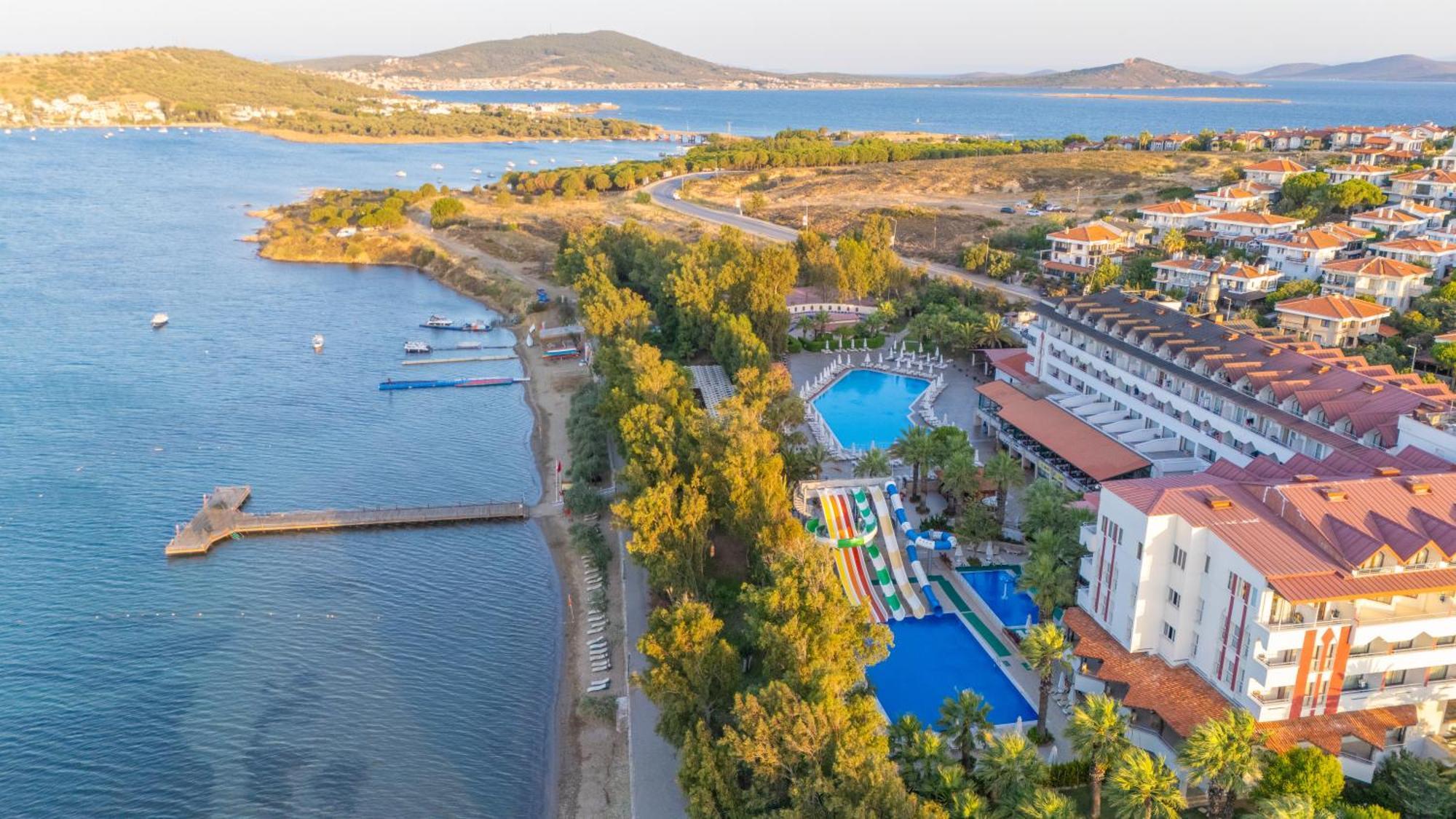 Halic Park Hotel Ayvalik Bagian luar foto