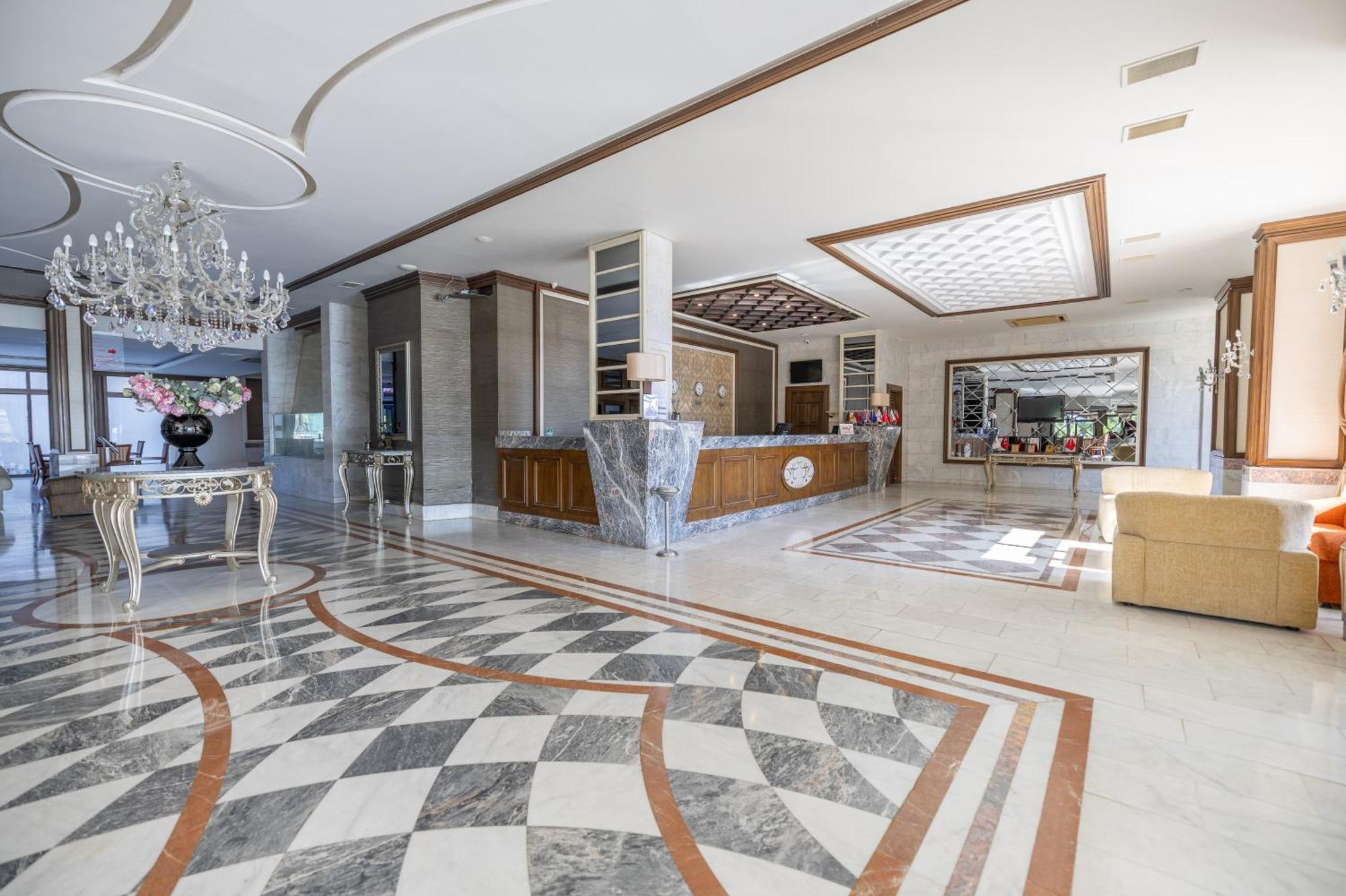 Halic Park Hotel Ayvalik Bagian luar foto
