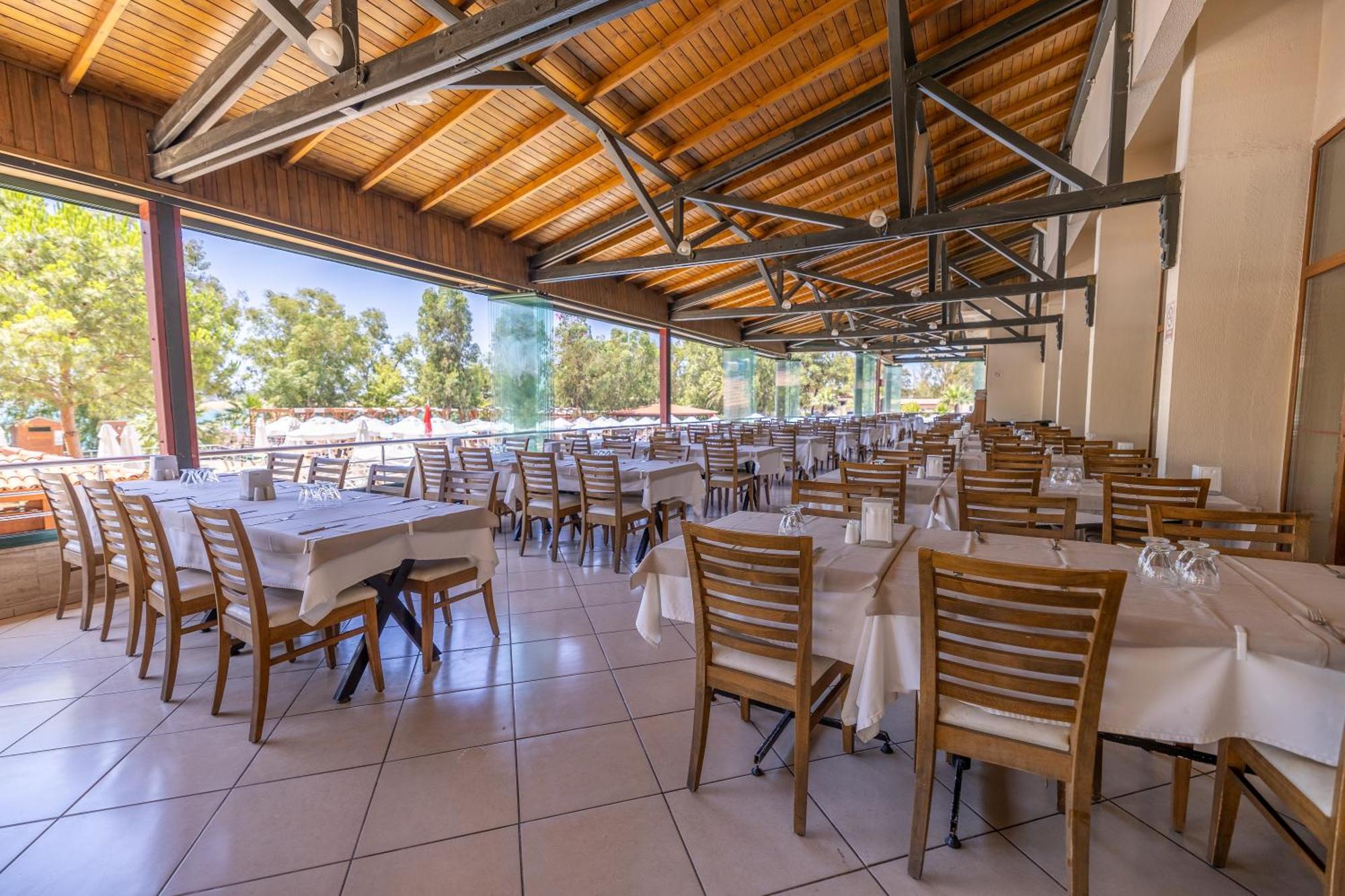 Halic Park Hotel Ayvalik Bagian luar foto