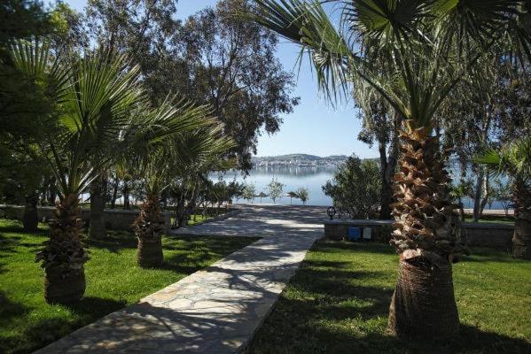Halic Park Hotel Ayvalik Bagian luar foto
