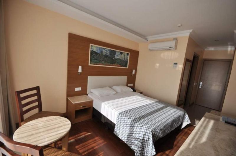 Halic Park Hotel Ayvalik Bagian luar foto